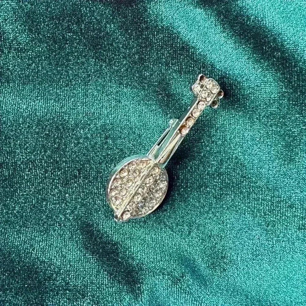 Silver Rhinestone Banjo Pin